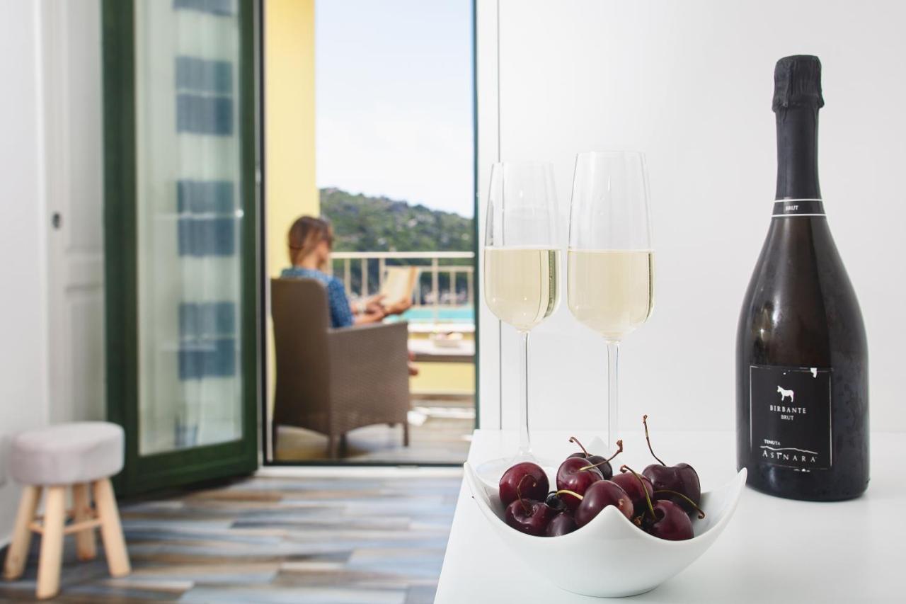 B&B La Torre Elite Санта-Тереза-Галлура Экстерьер фото